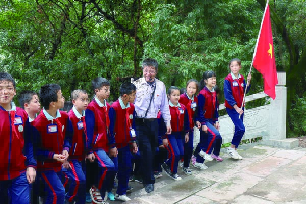 山区学校发展的突围之路——龙川县老隆镇第二小学管理创新点探寻