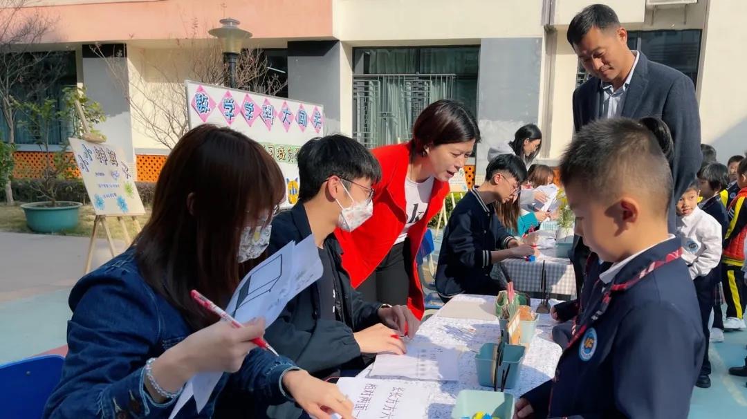 “双减”后首个期末考“考”出新花样！南海外国语学校一年级萌娃趣味闯关新鲜好玩