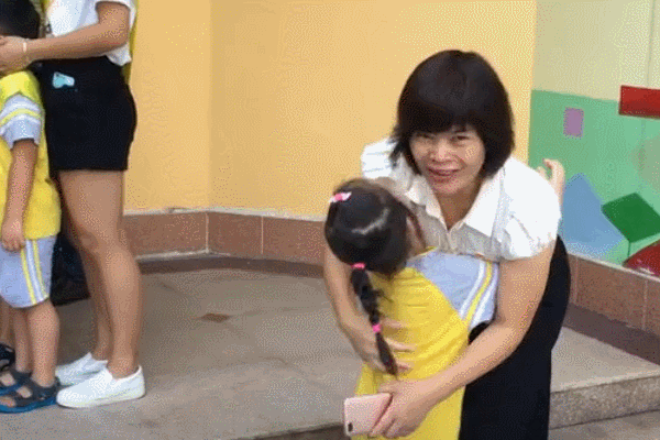 三水区中心幼儿园——真爱无痕，静待花开
