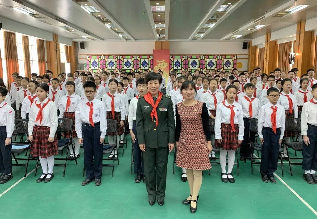 悦读党史故事 传承红色基因 ——张艳萍老师为旧部前小学少先队员讲授有趣的党史课
