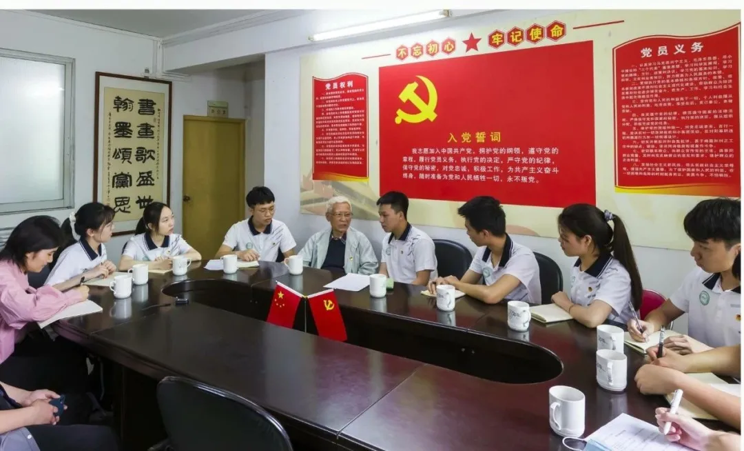 全省高校党史学习教育走“新”更走“心” 全省高校党史学习教育走“新”更走“心”