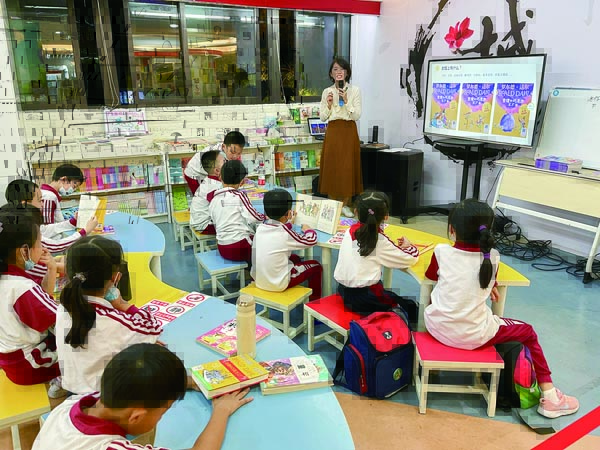 共生阅读：学校教育生态的自我构建——访广州市华侨外国语学校校长许昌良