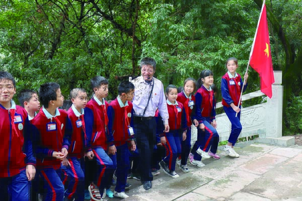 山区学校发展的突围之路——龙川县老隆镇第二小学管理创新点探寻