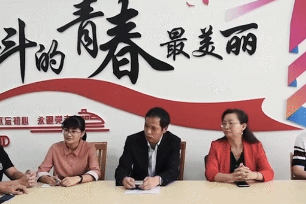高职高专组-躬行立德树人 做六要好老师
